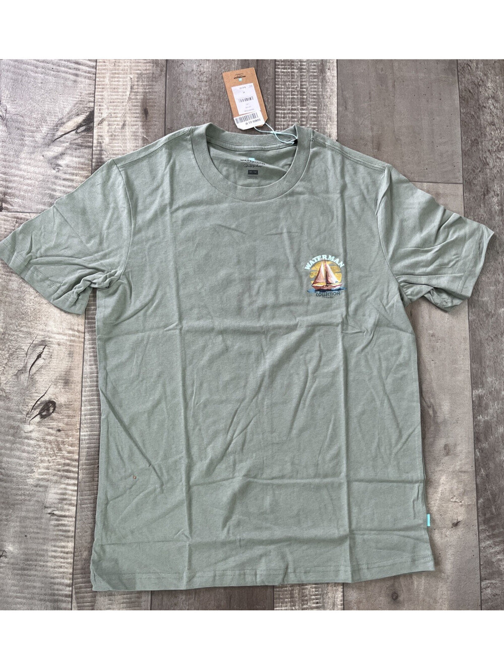 Quiksilver Waterman Boat Graphic T-Shirt Men’s Size Medium Green $40 MSRP Rare